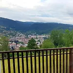 Les Dryades Vue Montagne Апартаменты *